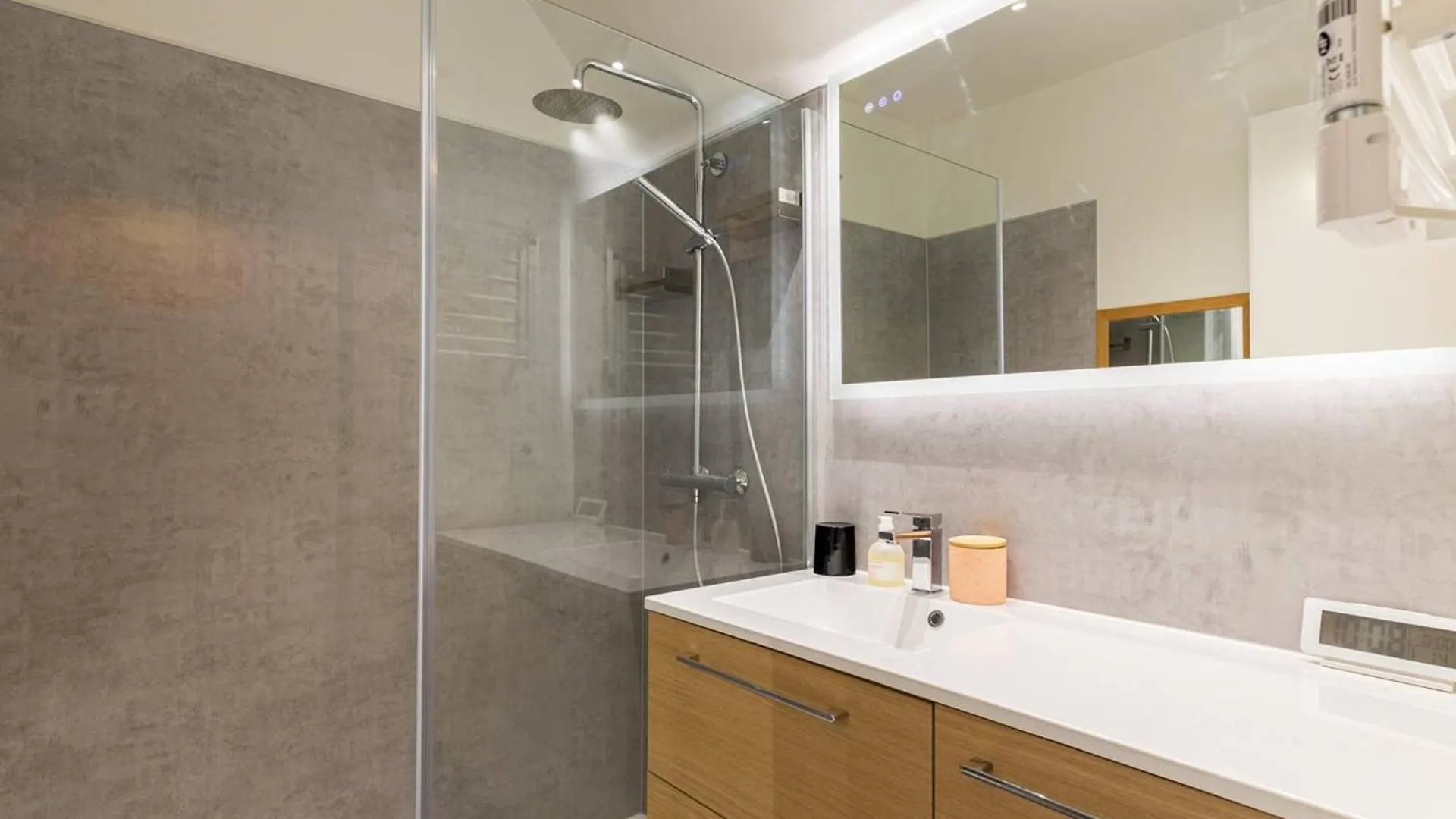 בית נופש Duplex Renove 6 Pers Avec Vue Sur Lac A Loudenvielle - Fr-1-695-72